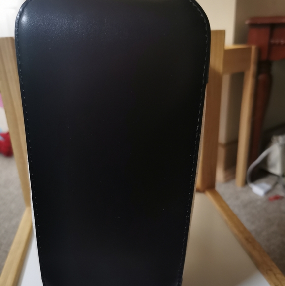 SOLD Michael Kors â¤ď¸ Miami - Picture 3 of 7